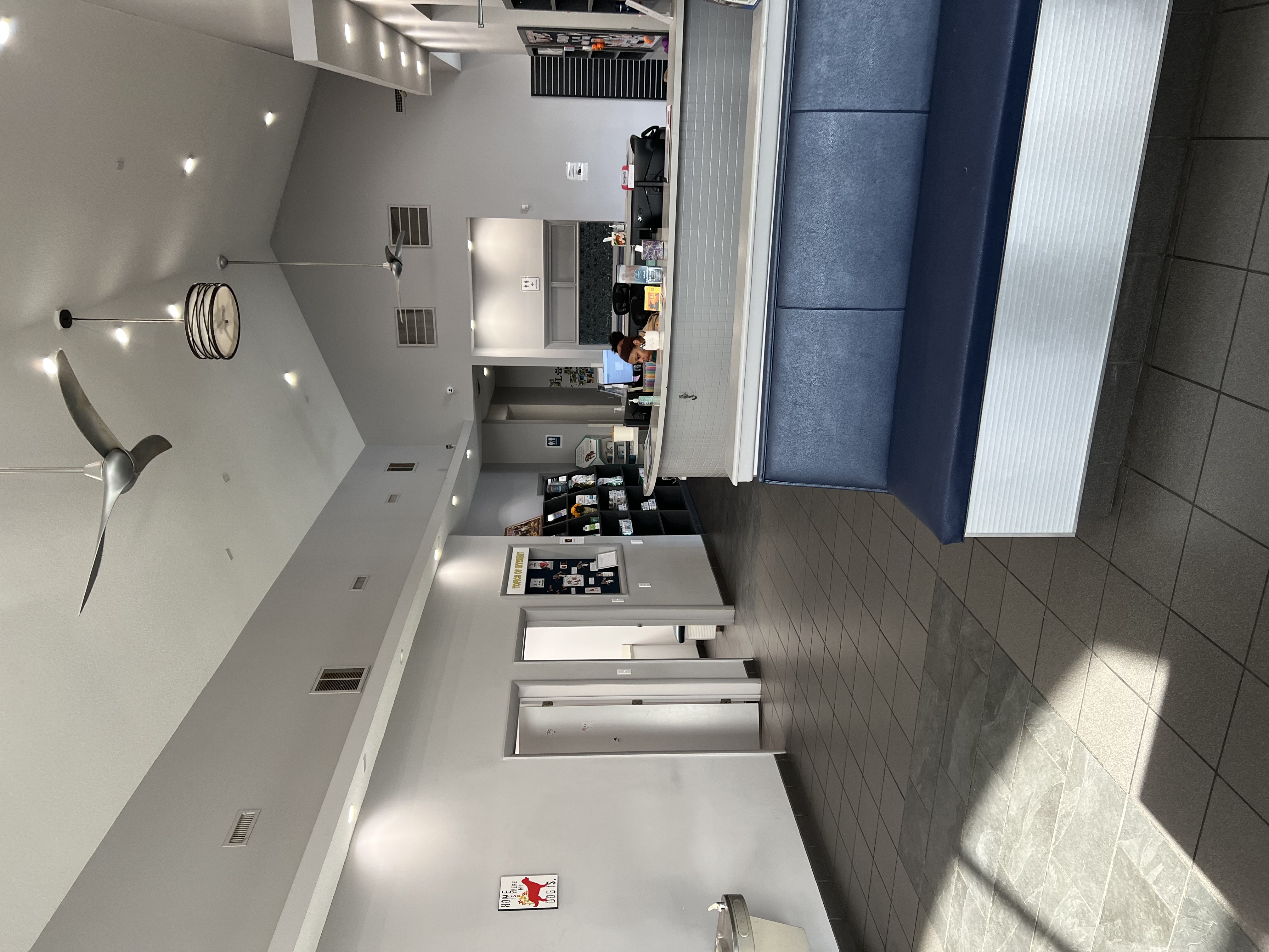 lobby photo 1